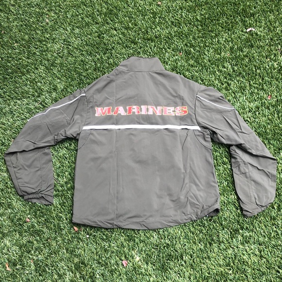 Authentic Marine Corps running suit - Picture 4 of 10